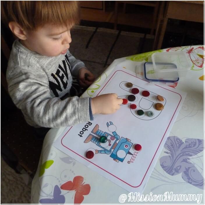 Tot-school | Week 17 | Letter R » Mission: MummyMission: Mummy